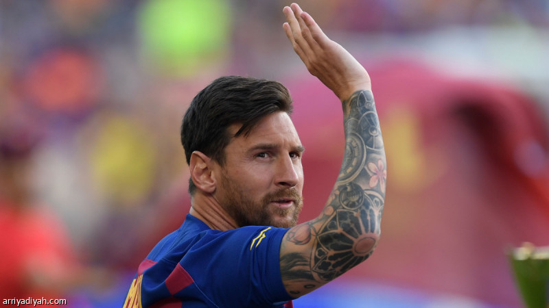 ميسي: الضرائب هددت مسيرتي مع برشلونة