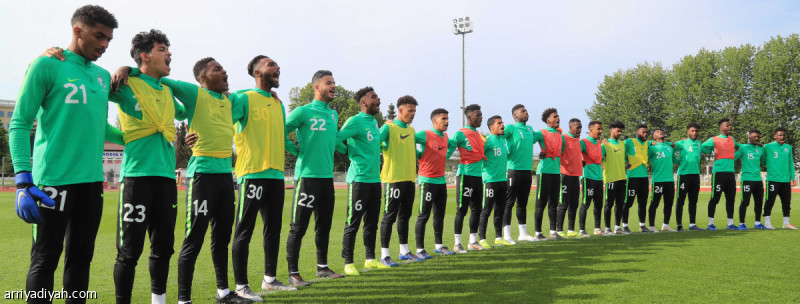 السعودية والبحرين والإمارات يطلبون استضافة مونديال 2021