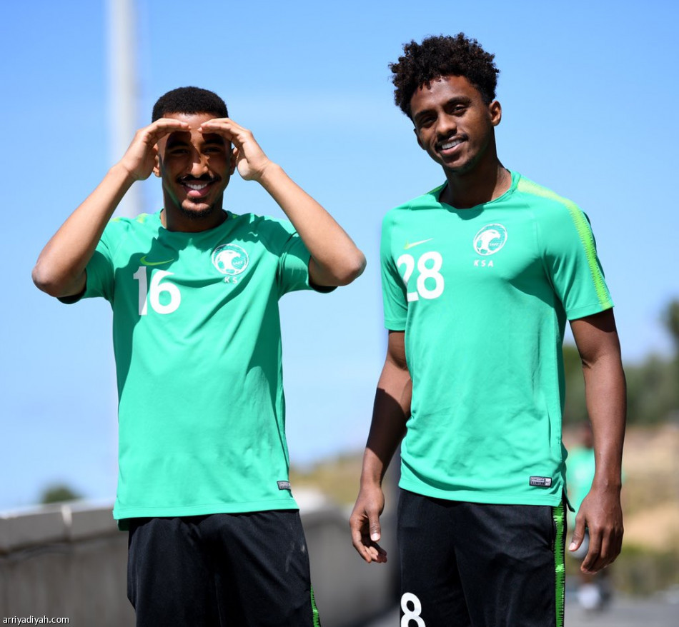 الأخضر الشاب ينهي تحضيراته.. ويغادر إلى بولندا