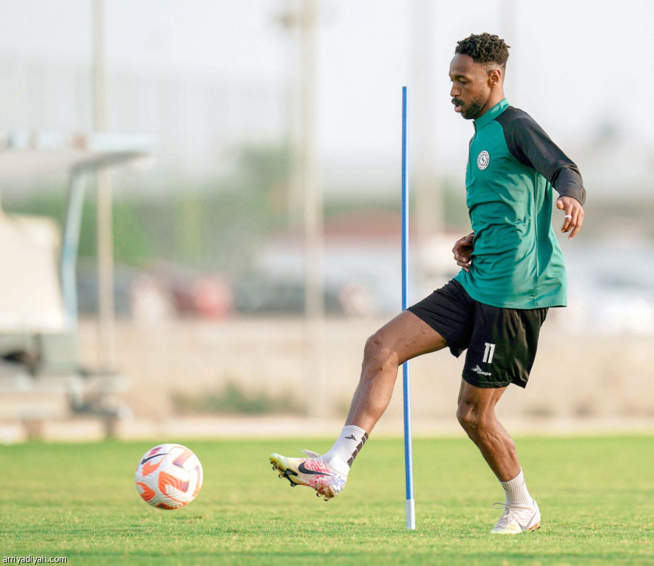 الاتحاد
يستعيد العمري ويفقد روما