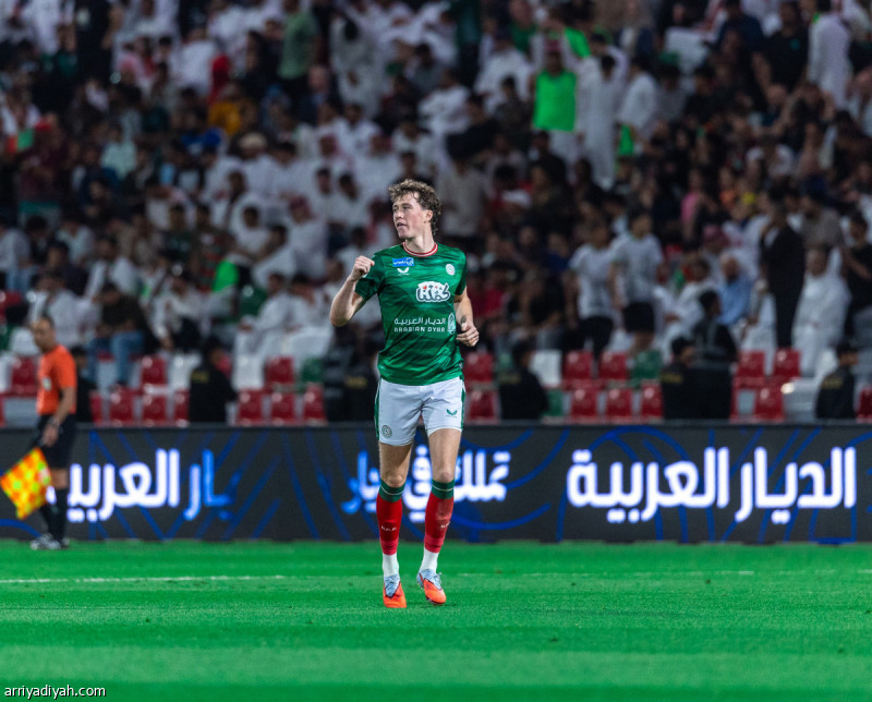 غابت موسمين ونصف.. هيندري يدشن أهداف الاتفاق