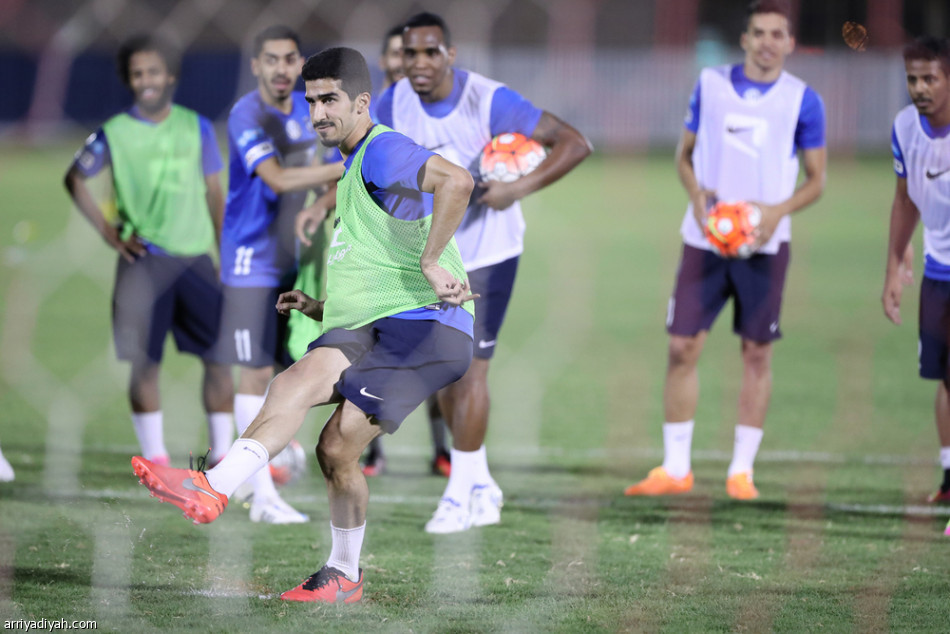 الهلال يستبعد ديغاو والميدا ويستقبل جريتس