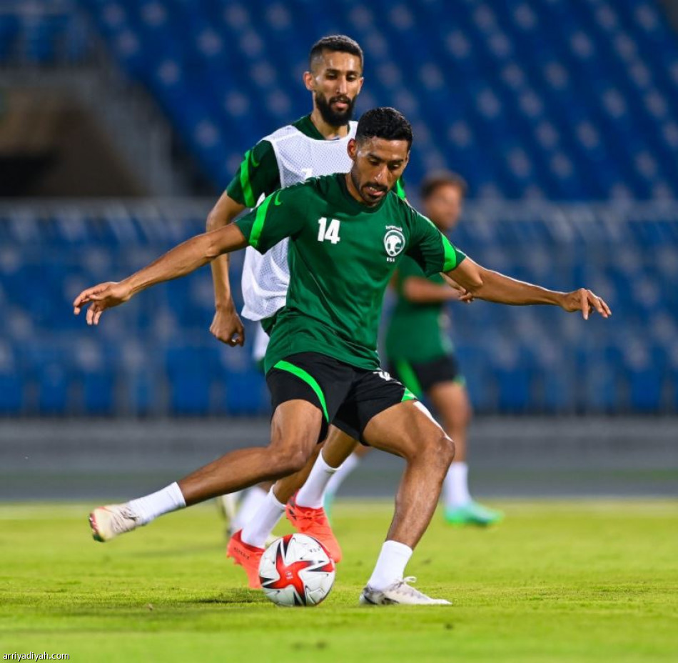 طاقم الأولمبي يطمئنون على تمبكتي