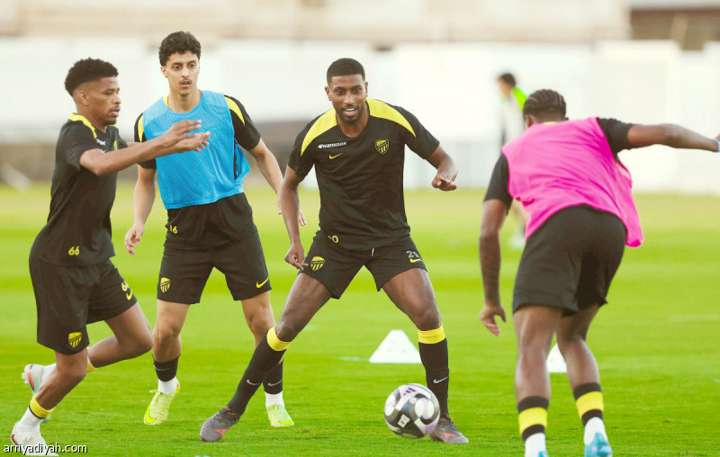 الاتحاد يدعو الجماهير إلى التدريبات