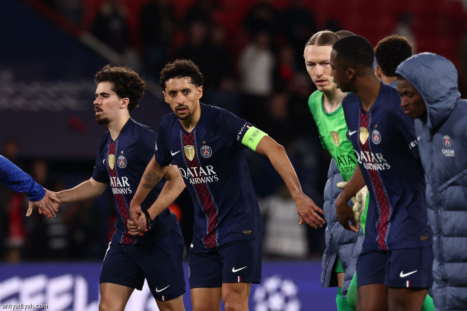 باريس يتأهل