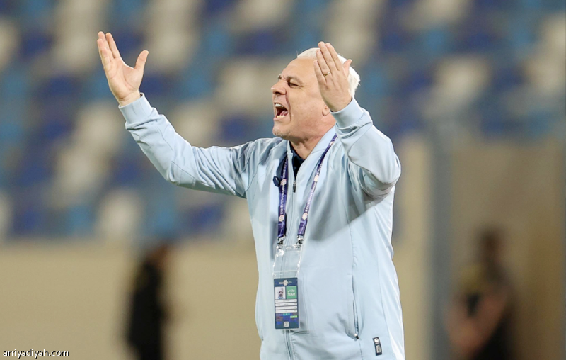 تدريبات نادي الشباب استعداداً للأخدود