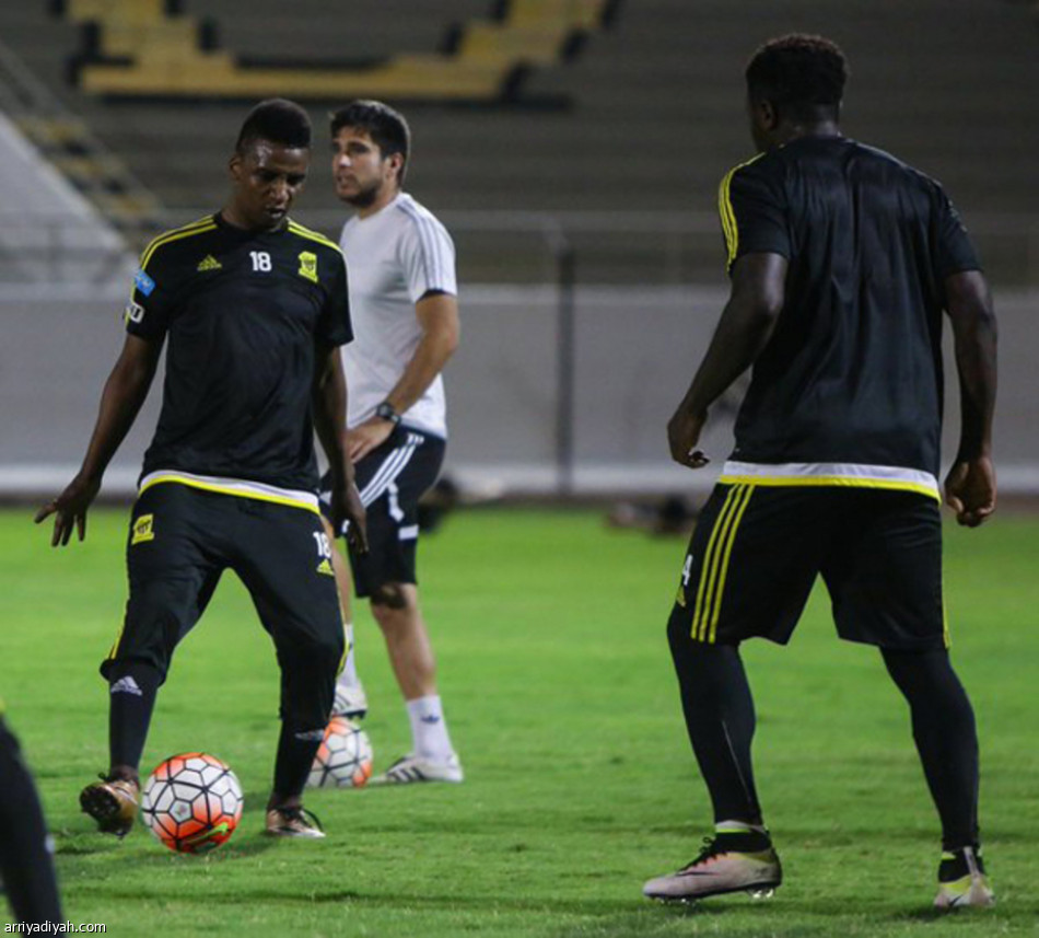 عسيري والغامدي خارج حسابات الاتحاد أمام النصر