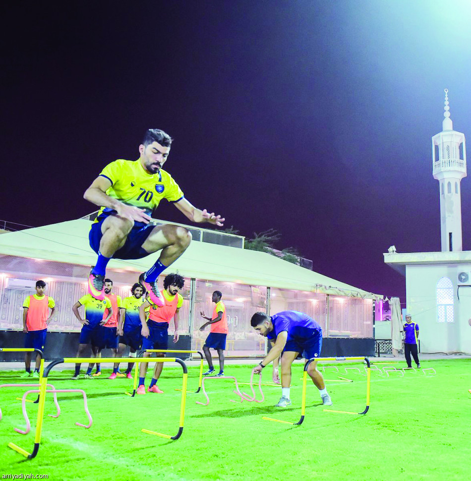التعاون يسابق الزمن لتجهيز عبسي وماتشادو