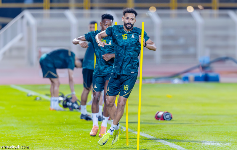 نادي الخليج يقرر عدم استقدام حكام أجانب لمبارياته في دوري روشن السعودي
