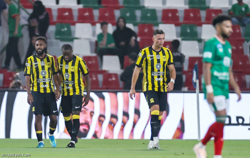 أضاع كل آمال الاتفاق.. الاتحاد يلامس ملحق النخبة