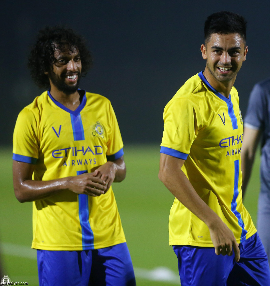مارتينيز ينخرط في تدريبات النصر