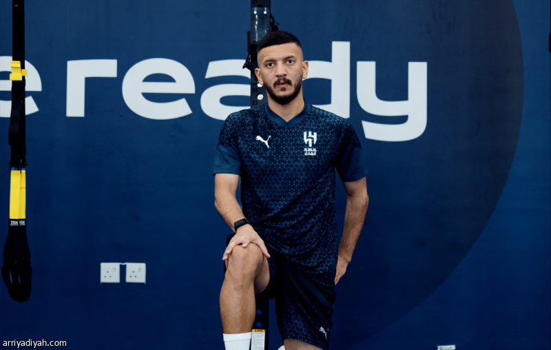 عبد الإله المالكي يترقب قرار إنزاجي حول مشاركته مع الهلال أمام الاتفاق بعد تعافيه من الإصابة