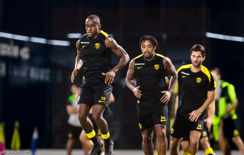 روجير فيرنانديز يعود لتشكيلة الاتحاد قبل مواجهة النصر في كأس خادم الحرمين الشريفين