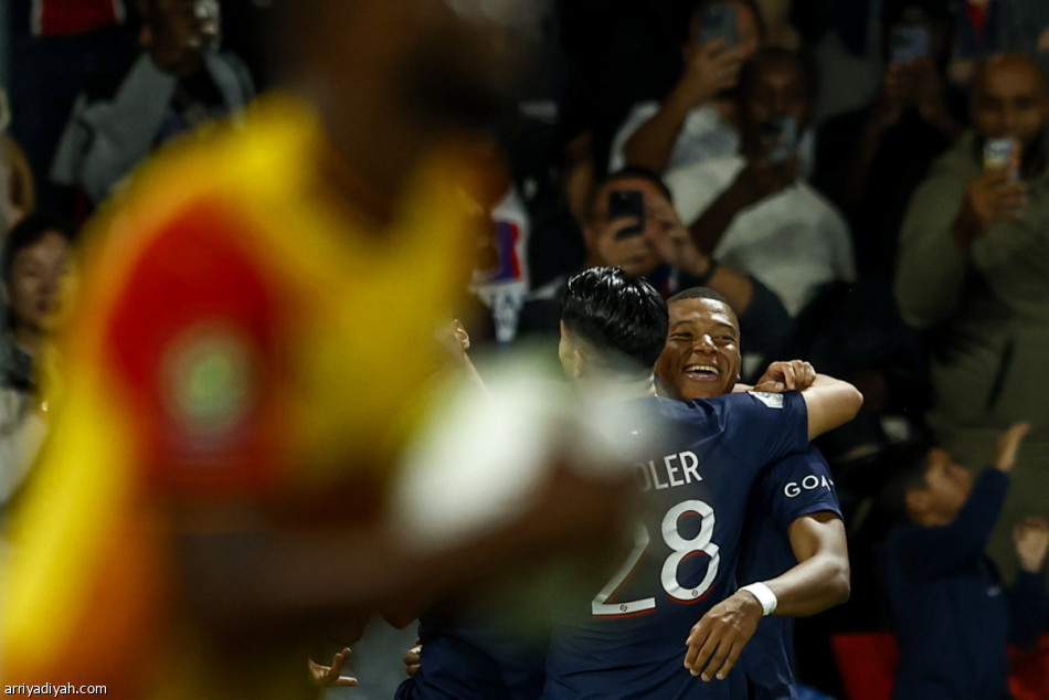 سان جيرمان يحقق فوزه الأول في الدوري الفرنسي