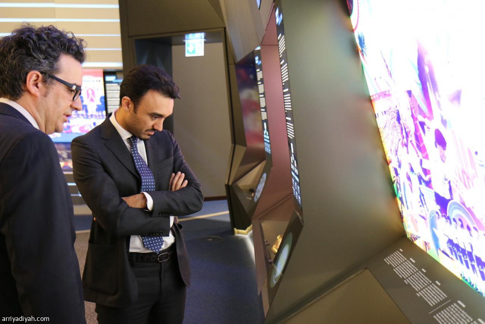 الفيصل يلتقي رئيس «فيفا»
