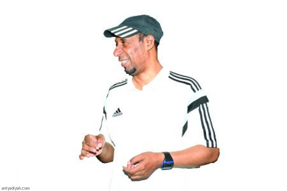 بخيت يقاضي كلاتنبيرج في المحكمة