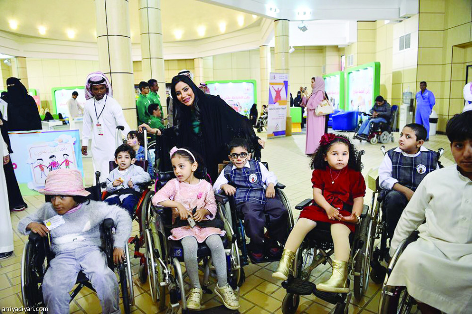 جمعية الأطفال المعوقين تحتفل باليوم العالمي
