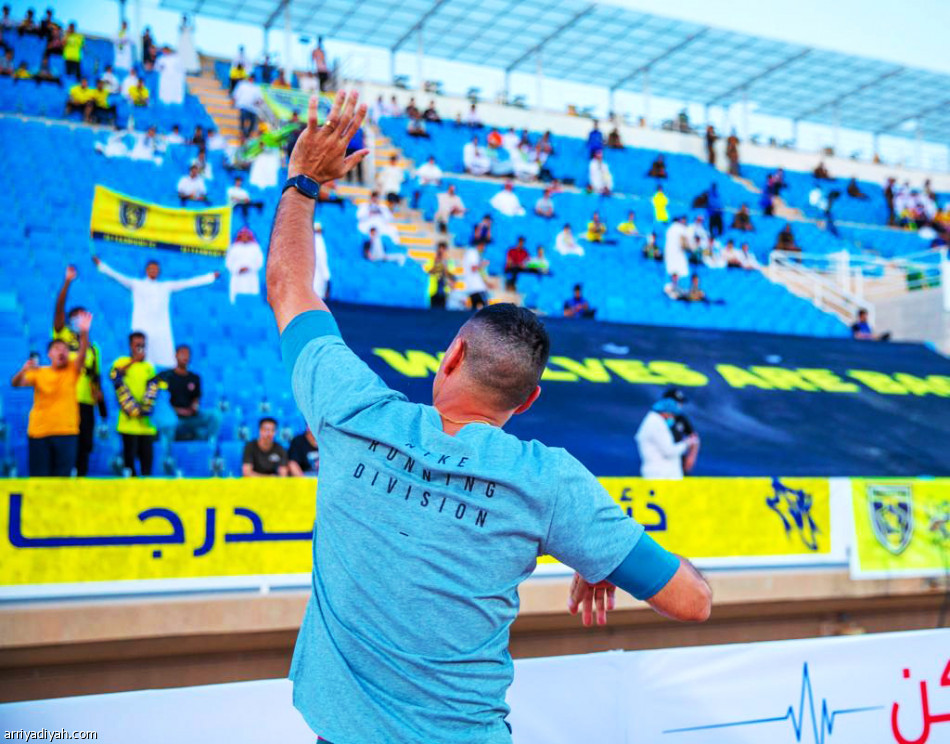شاموسكا
يقهر النصر بـ 3 قمصان