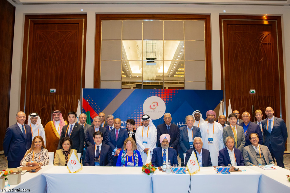 فهد بن جلوي يستعرض «الرياض 2034» ويستقبل الهويش