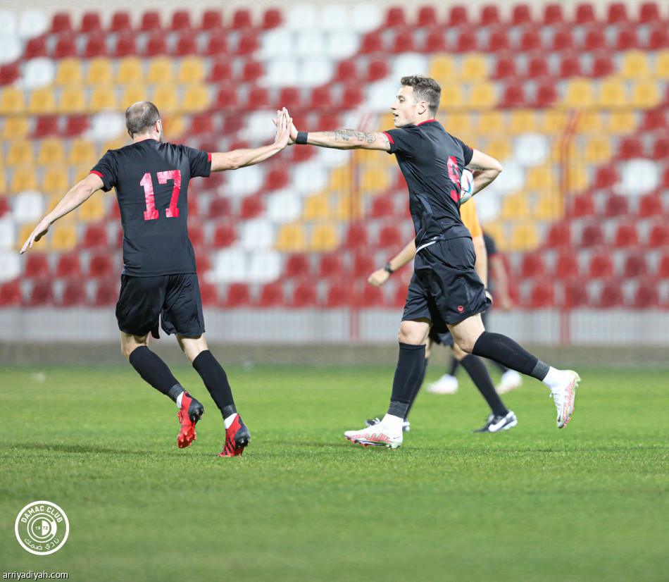 ضمك يتعادل في «مغلقة» النصر الكويتي