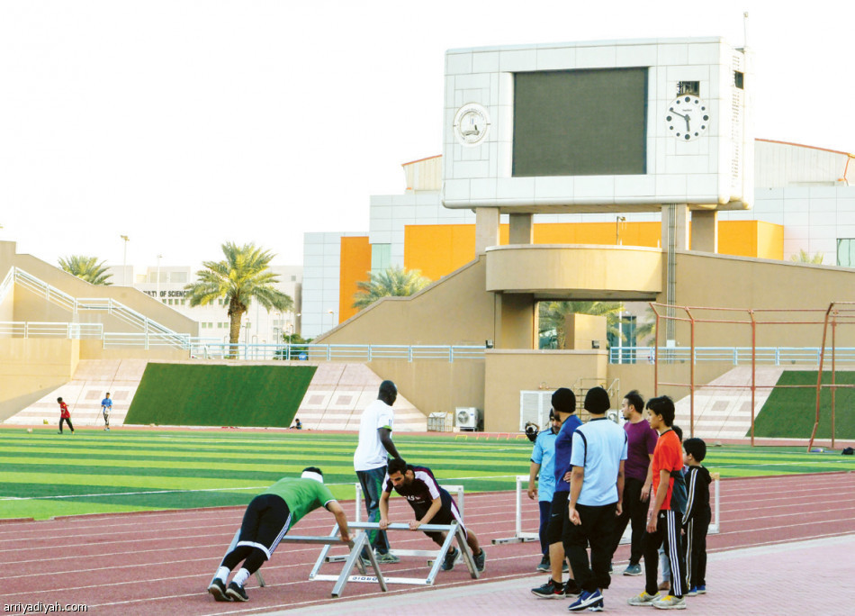 المدرجات
تعطل ملعب جامعة المؤسس