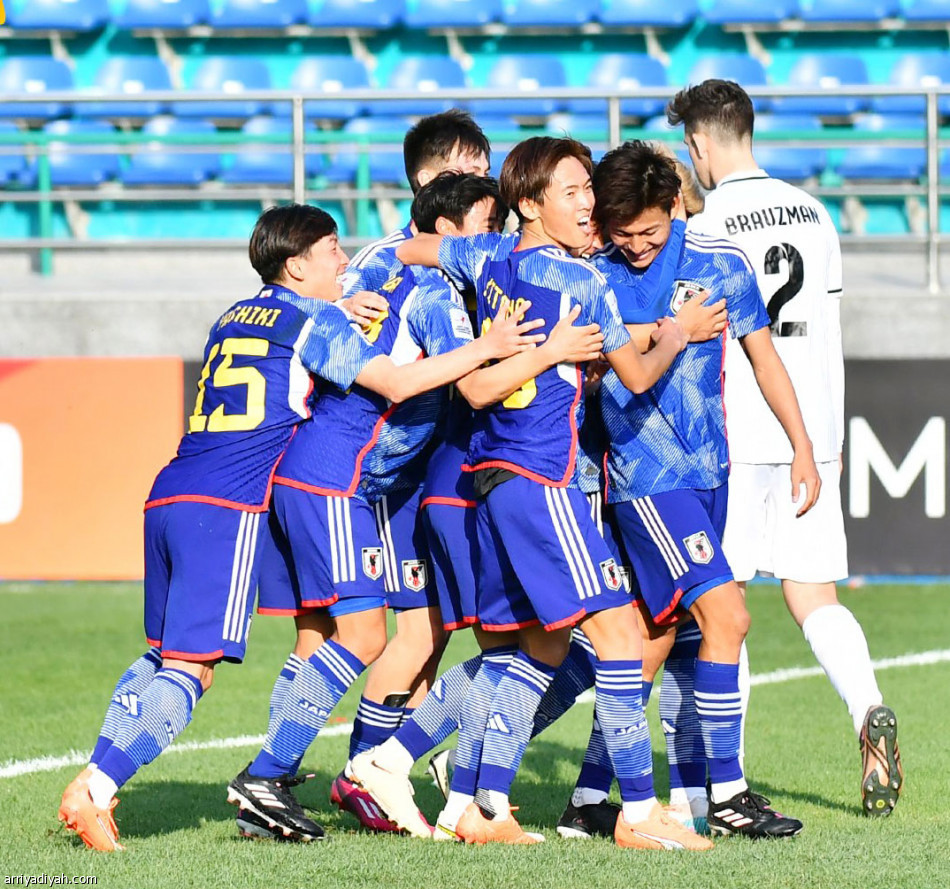 بعد خسارة الصين.. 
الأخضر يحلم بالعاشر