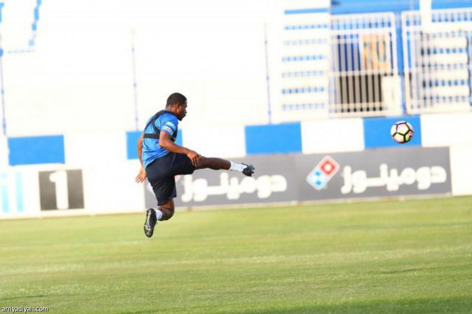 ألفيس يترك الهلال ويغادر إلى كوريا .. و4 أيام راحة للفريق