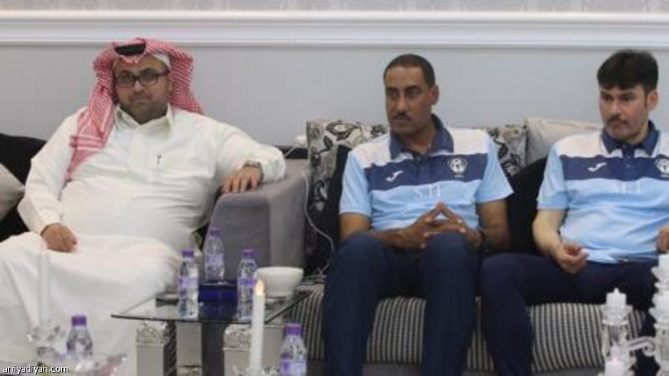 هجر يعسكر في الدوحة .. والعميرين يجتمع بالبعثة