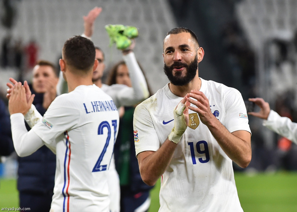 «ريمونتادا» تقود فرنسا إلى النهائي الأوروبي