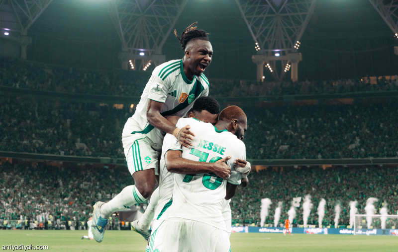 عادل الرقم التاريخي.. الأهلي يحتفظ بعرش آسيا