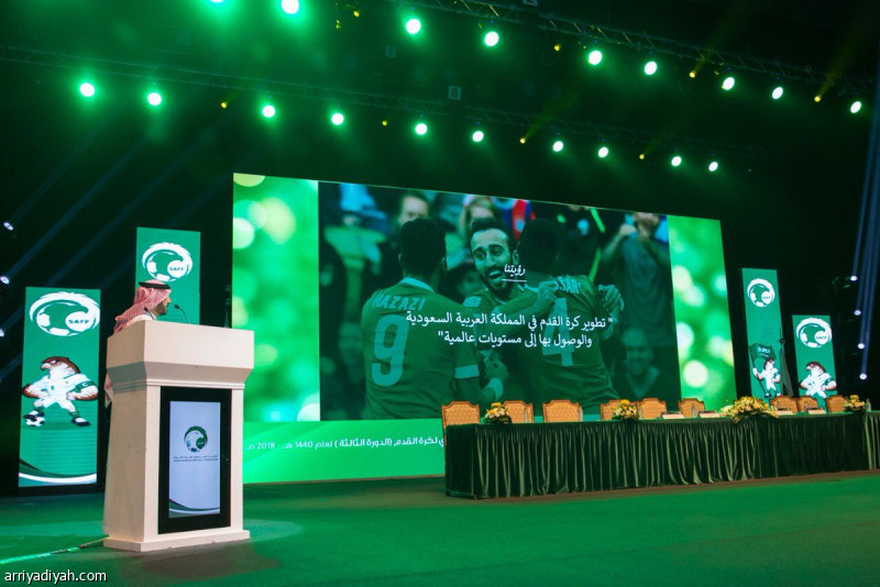 بالتزكية.. قصي الفواز رئيسًا لاتحاد القدم حتى 2022