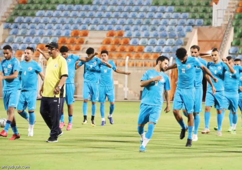 صورة التقطت أمس أثناء تدريبات منتخب اليمن ويظهر سامي النعاش (المركز الإعلامي ـ الاتحاد الآسيوي)