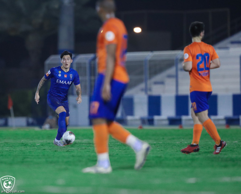 قبل الديربي.. الهلال يكسب.. والنصر يخسر