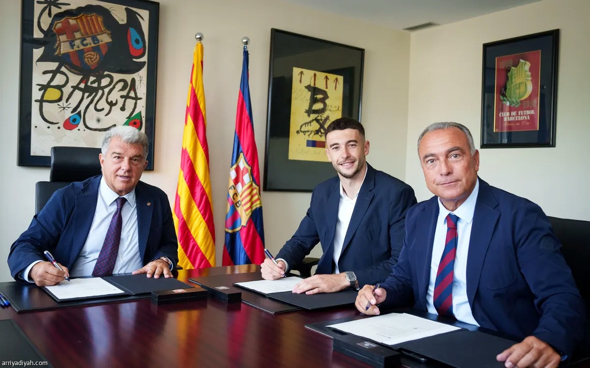 برشلونة يؤمن الحراسة