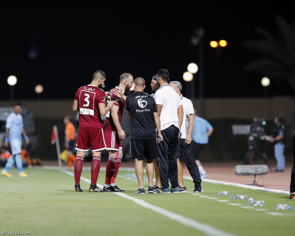 فريقا العاصمة لمواصلة الانتصارات وأربعة فرق للتعويض