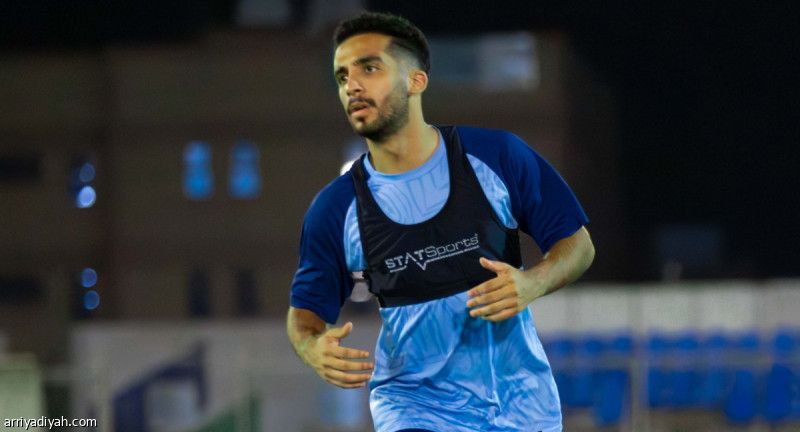 صهيب الزيد لاعب الفتح يتعرض لقطع في الرباط الصليبي ليغيب عن الملاعب في الموسم الحالي