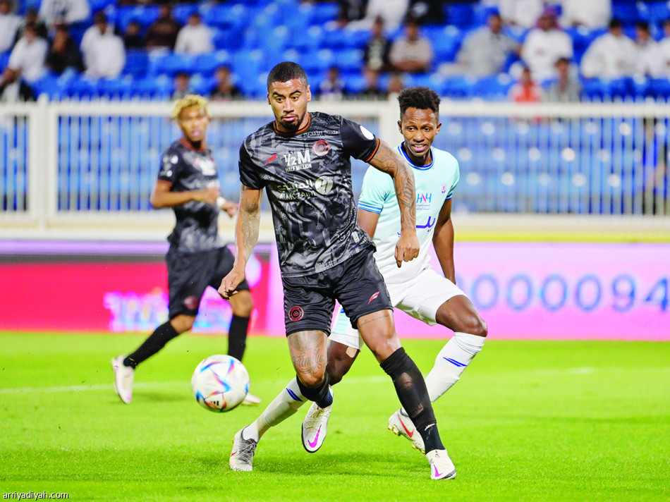 الأربعة
تمنح الشباب 
تفوقا تاريخيّا