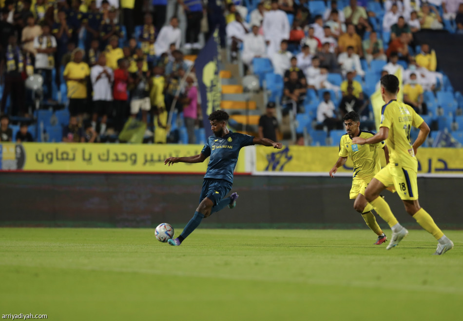 التعاون ينتزع نقاط النصر بهدف قاتل