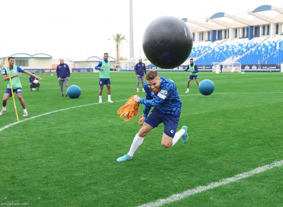 تعديلات الهلال
ترافق عودة كاريلو