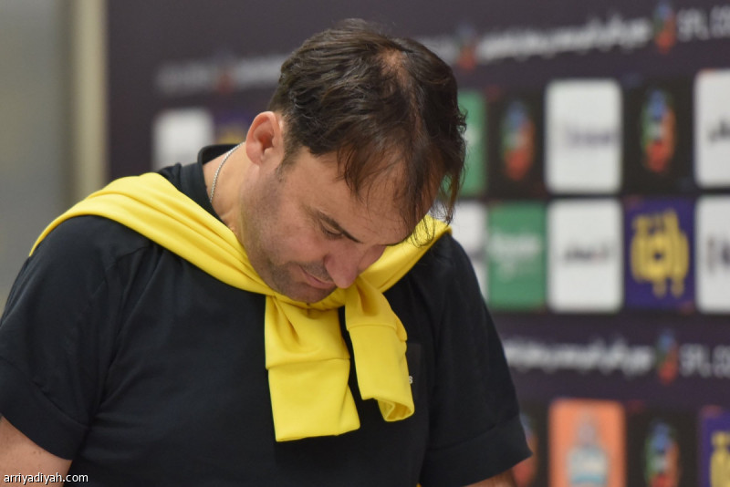 سيناريو «القاع» يفزع الاتحاديين