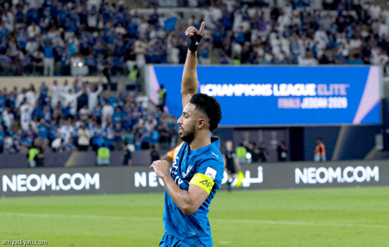 سالم يلامس الوصافة التاريخية