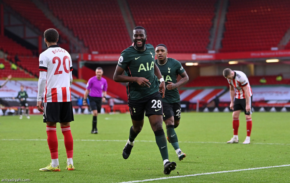 توتنهام يعيد شيفيلد إلى دوامة الهزائم