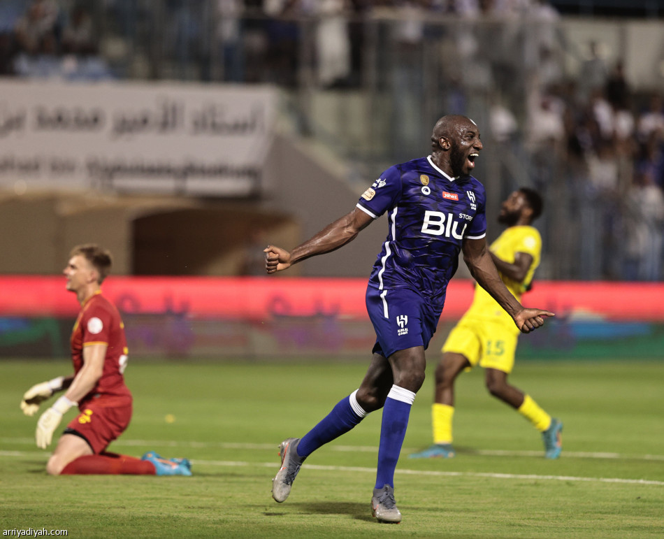 الهلال ينطلق بنقاط الخليج