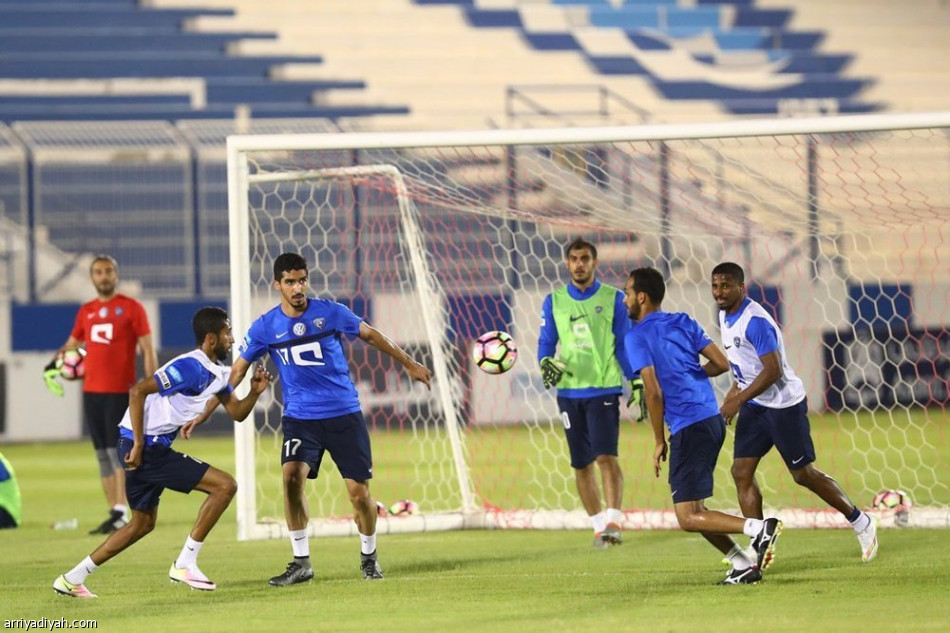 القحطاني والبريك .. يغيبان عن الهلال
