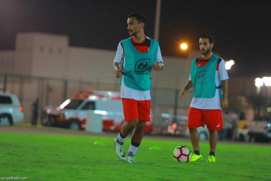مدرب تونسي في تمرين الرائد في قطر