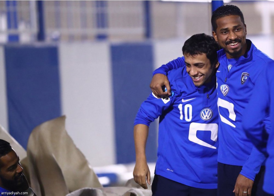 دياز يستبعد عطيف والنجراني من قائمة جدة