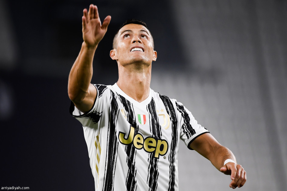 بيرلو ينطلق بثلاثية في الدوري الإيطالي