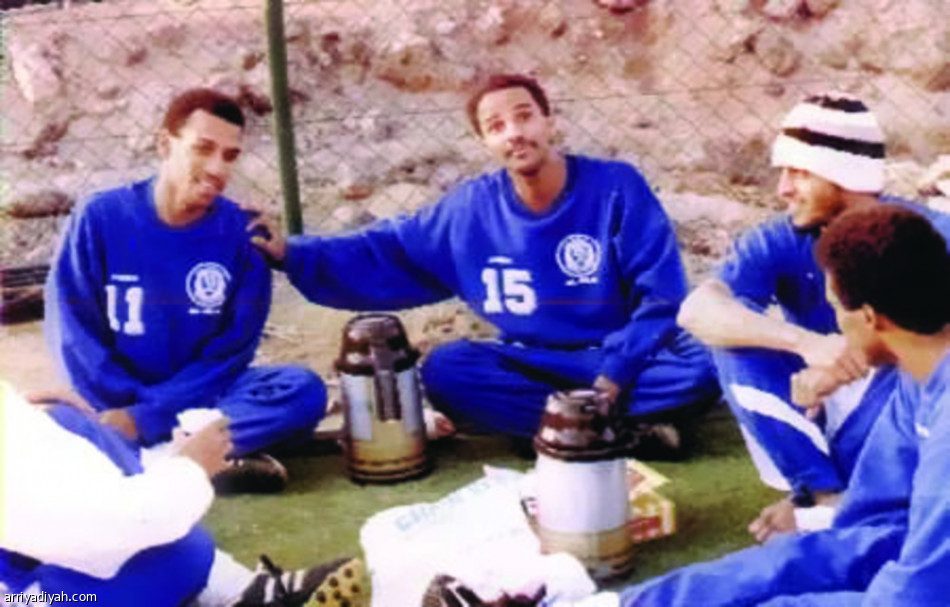 أحمد جميل حذرني من (التريقة)