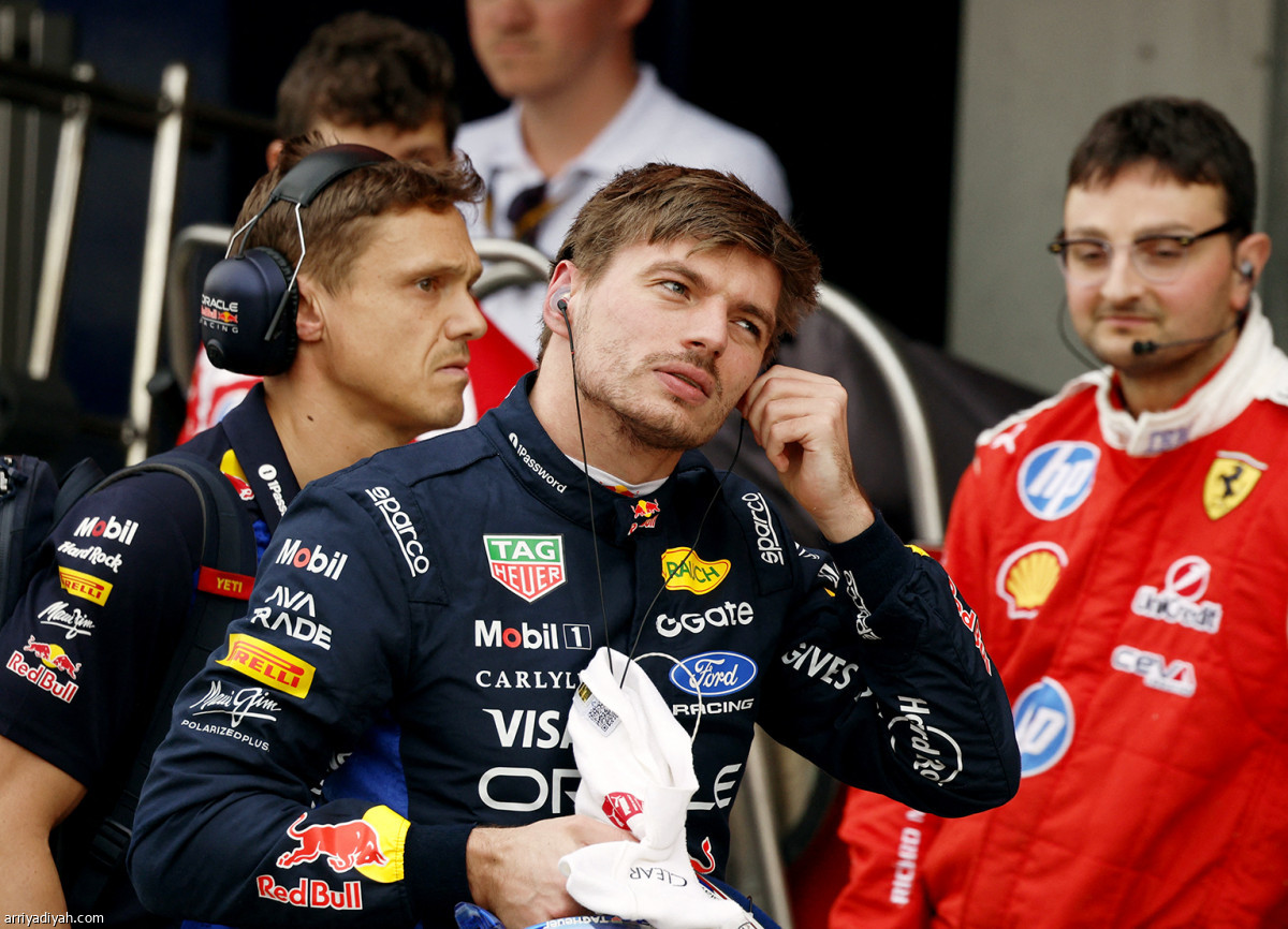 فيرستابن يتأخر