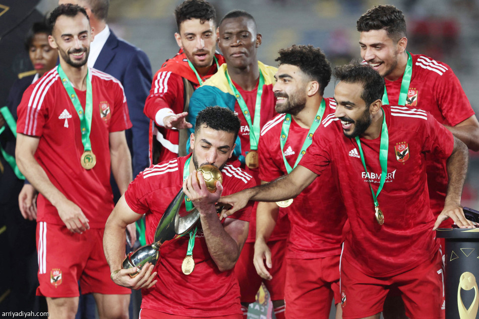 مكافأة اللقب..
نصف مليون